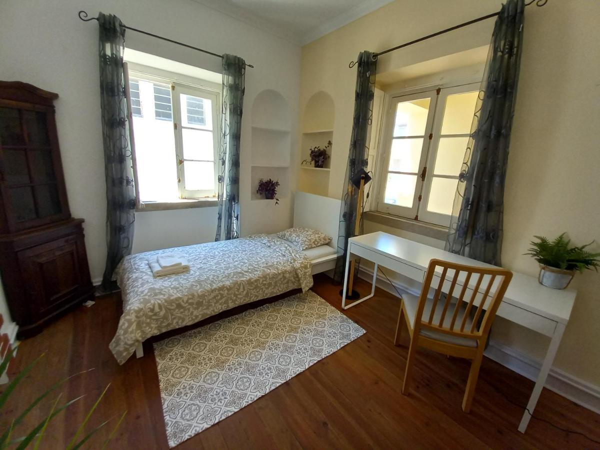 Casa Blanca Ostello Peniche Esterno foto