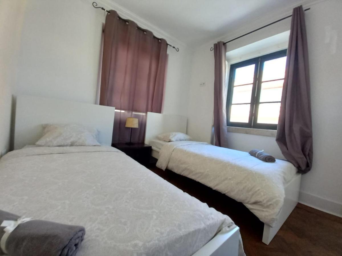 Casa Blanca Ostello Peniche Esterno foto